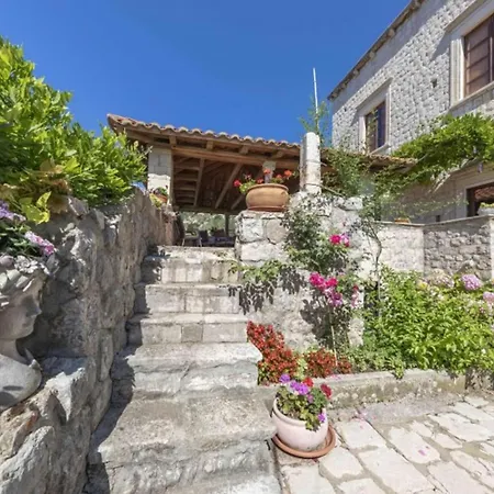 Willa Gradi-five Bedroom With Outdoor Pool Mokošica
