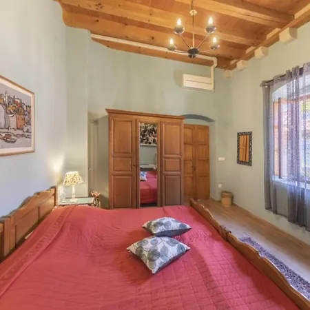 Gradi-five Bedroom With Outdoor Pool * Mokosica