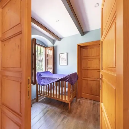 Villa Gradi-five Bedroom With Outdoor Pool